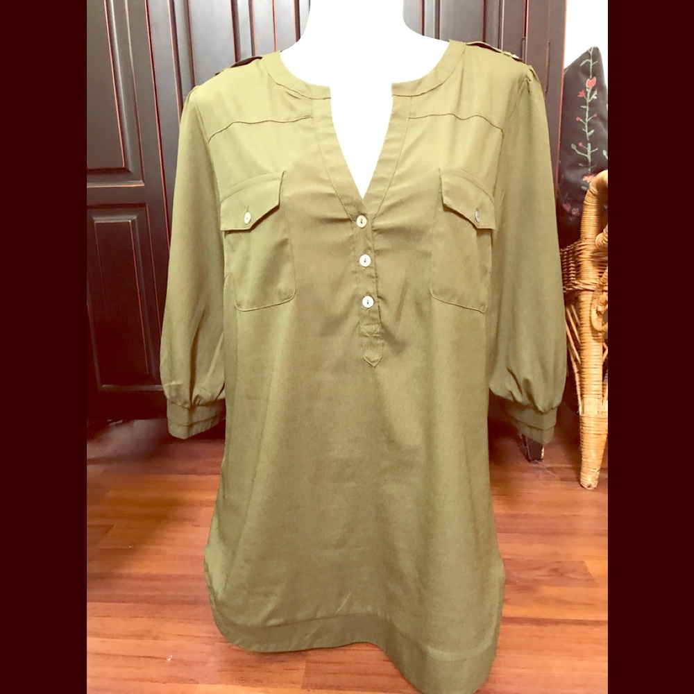 Stitch. Fix - 41-Hawthorn Olive 3/4 Sleeve Popover-L